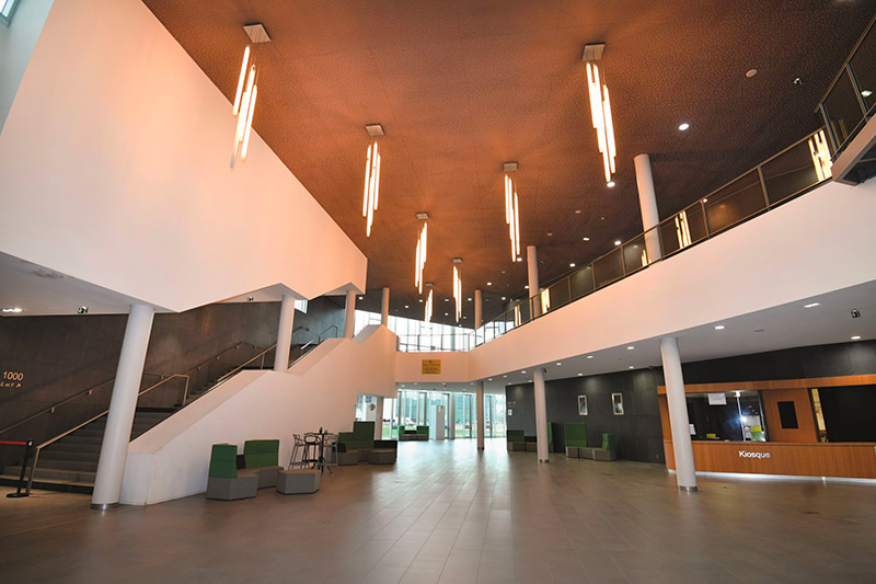 CourbevoiEvent-CEC-Atrium-mobile